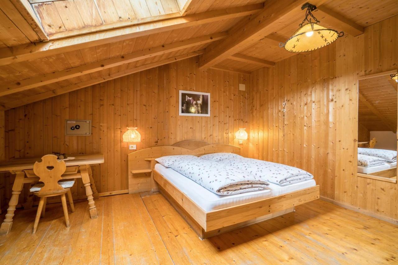 Ferienwohnung Aster Nusserhof アヴェレンゴ エクステリア 写真