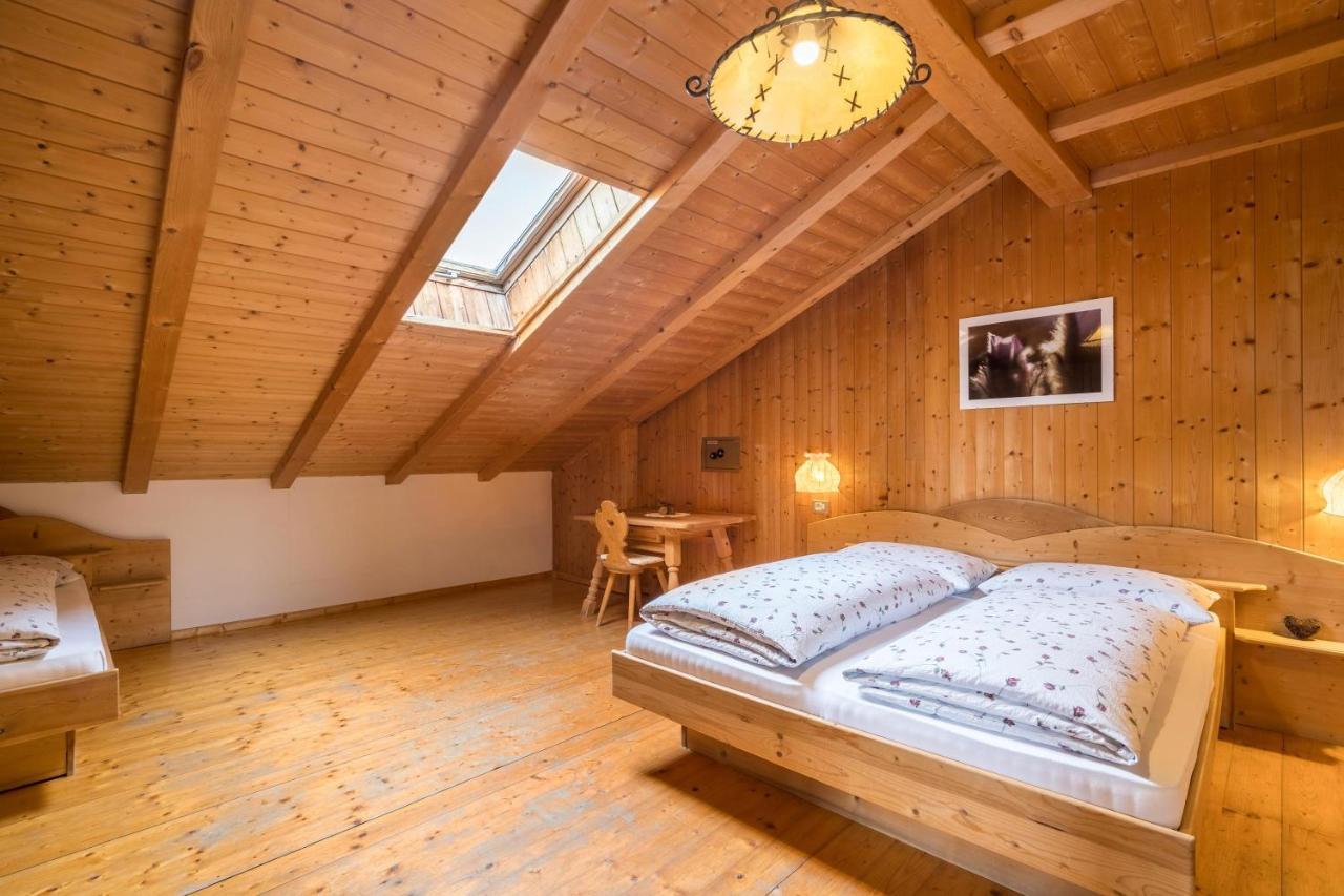 Ferienwohnung Aster Nusserhof アヴェレンゴ エクステリア 写真